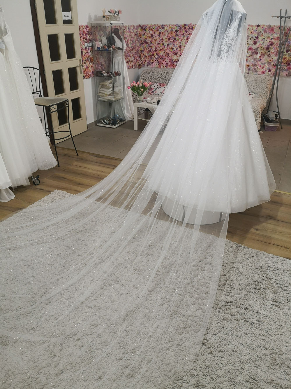 Újszász menyasszonyi csillogós fátyol
