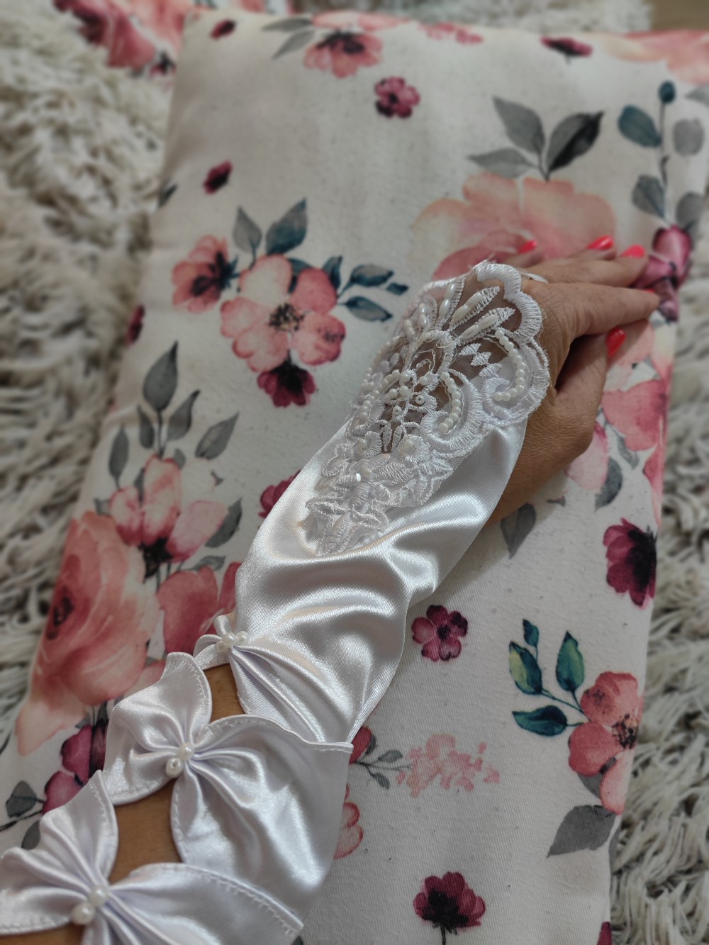 Gödöllő menyasszonyi kesztyű
