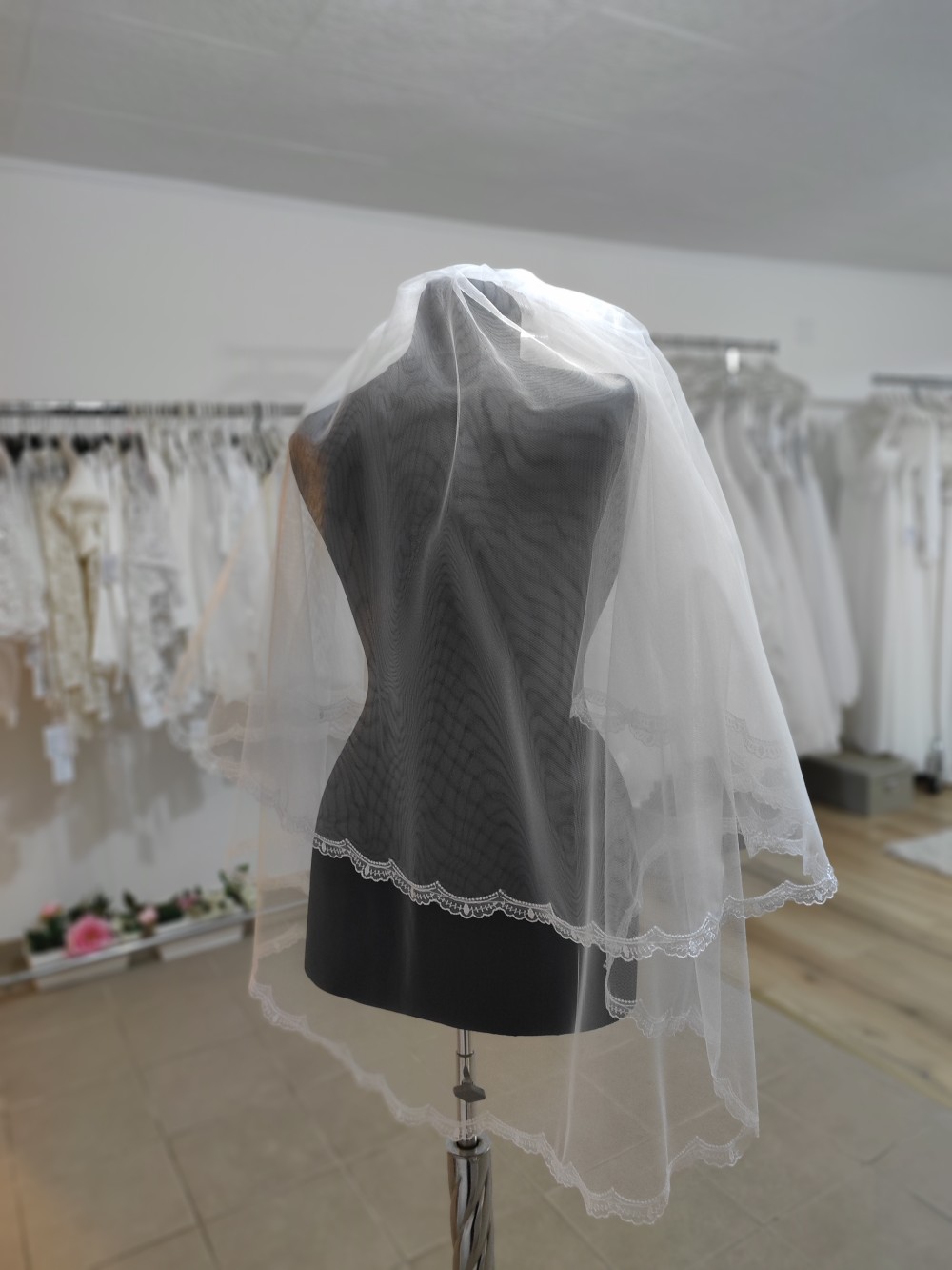 Lulla menyasszonyi fátyol