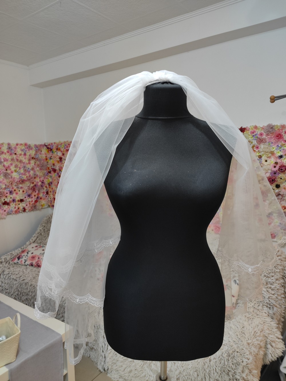 Lulla menyasszonyi fátyol