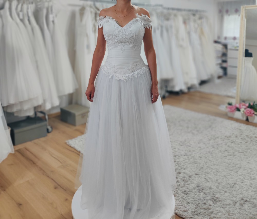 Siklós menyasszonyi ruha