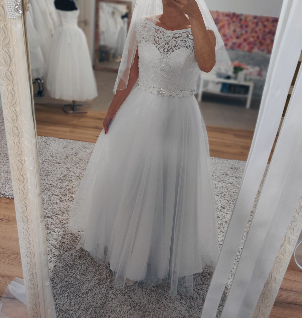 Dabas menyasszonyi ruha