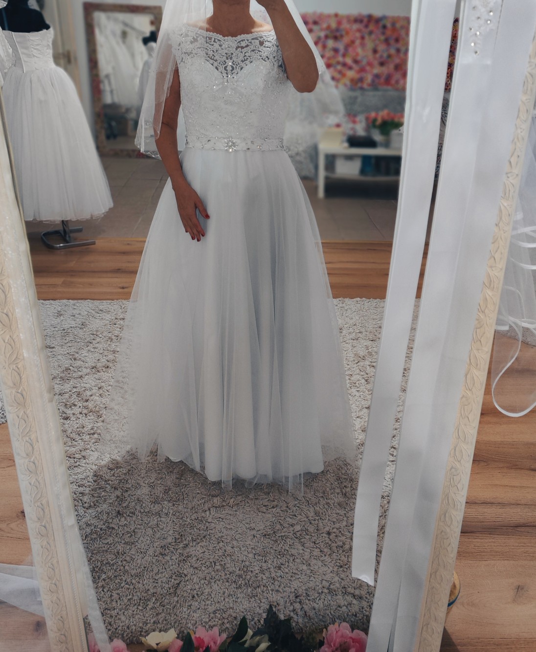 Dabas menyasszonyi ruha