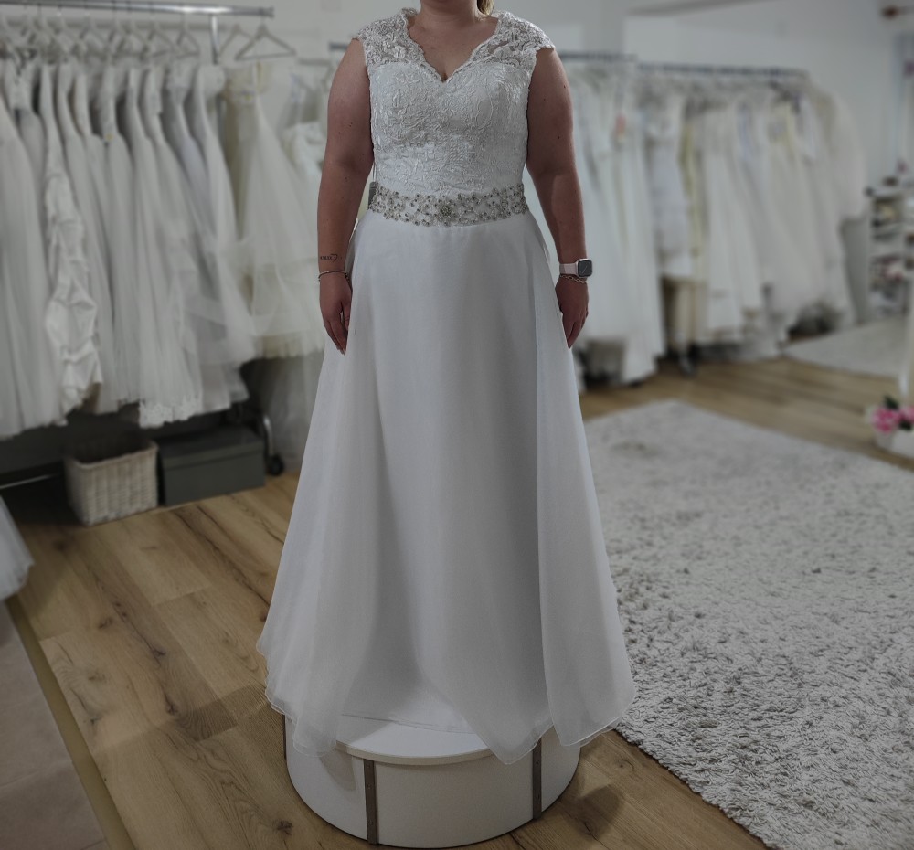 Nagykanizsa menyasszonyi ruha 