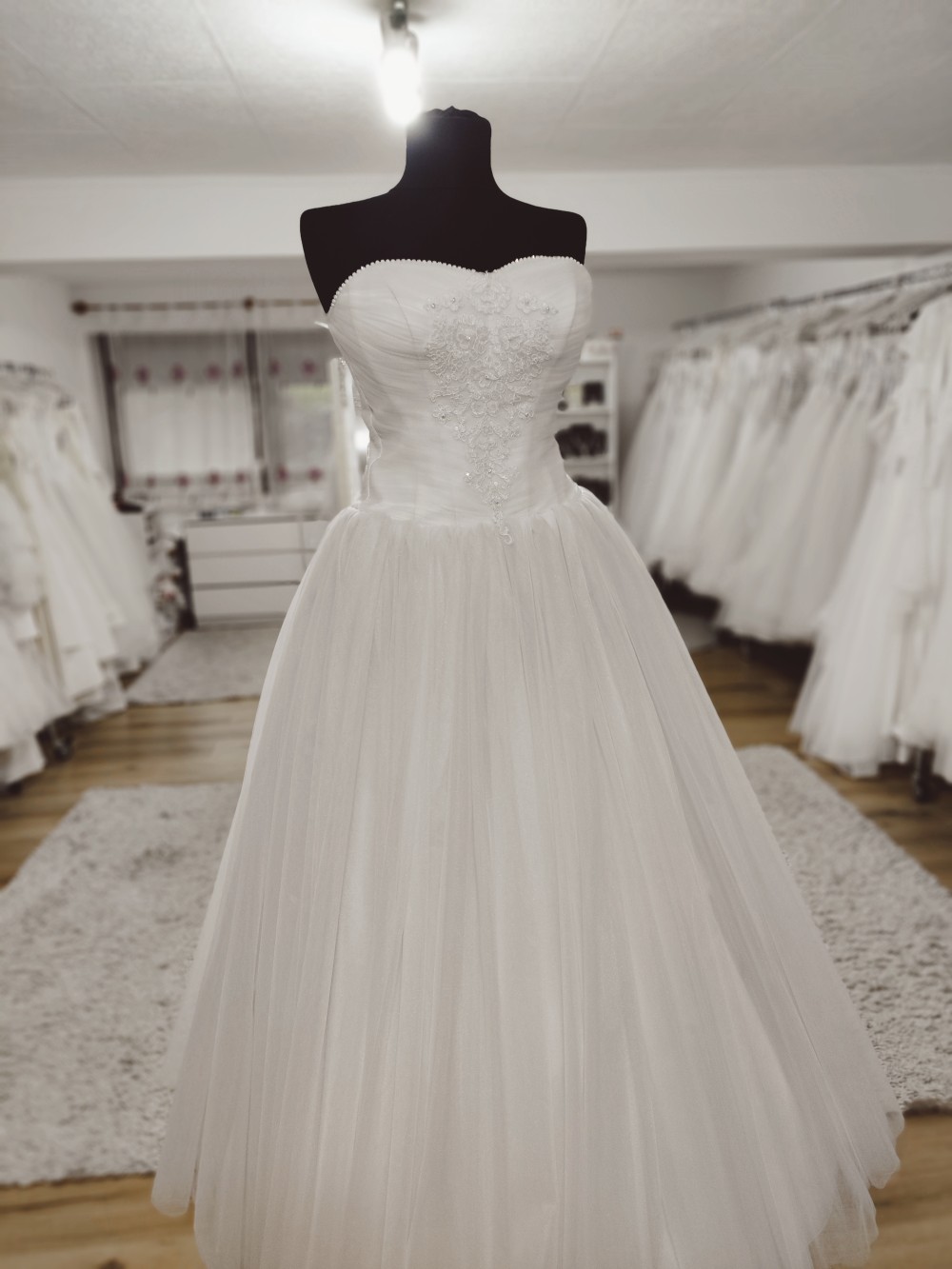 Tiszaújváros menyasszonyi ruha