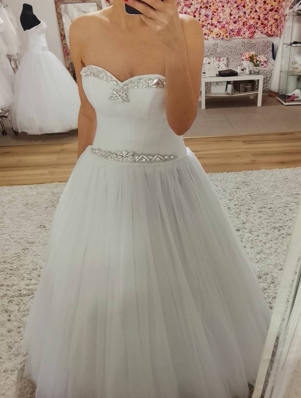 Pusztaszabolcs menyasszonyi ruha