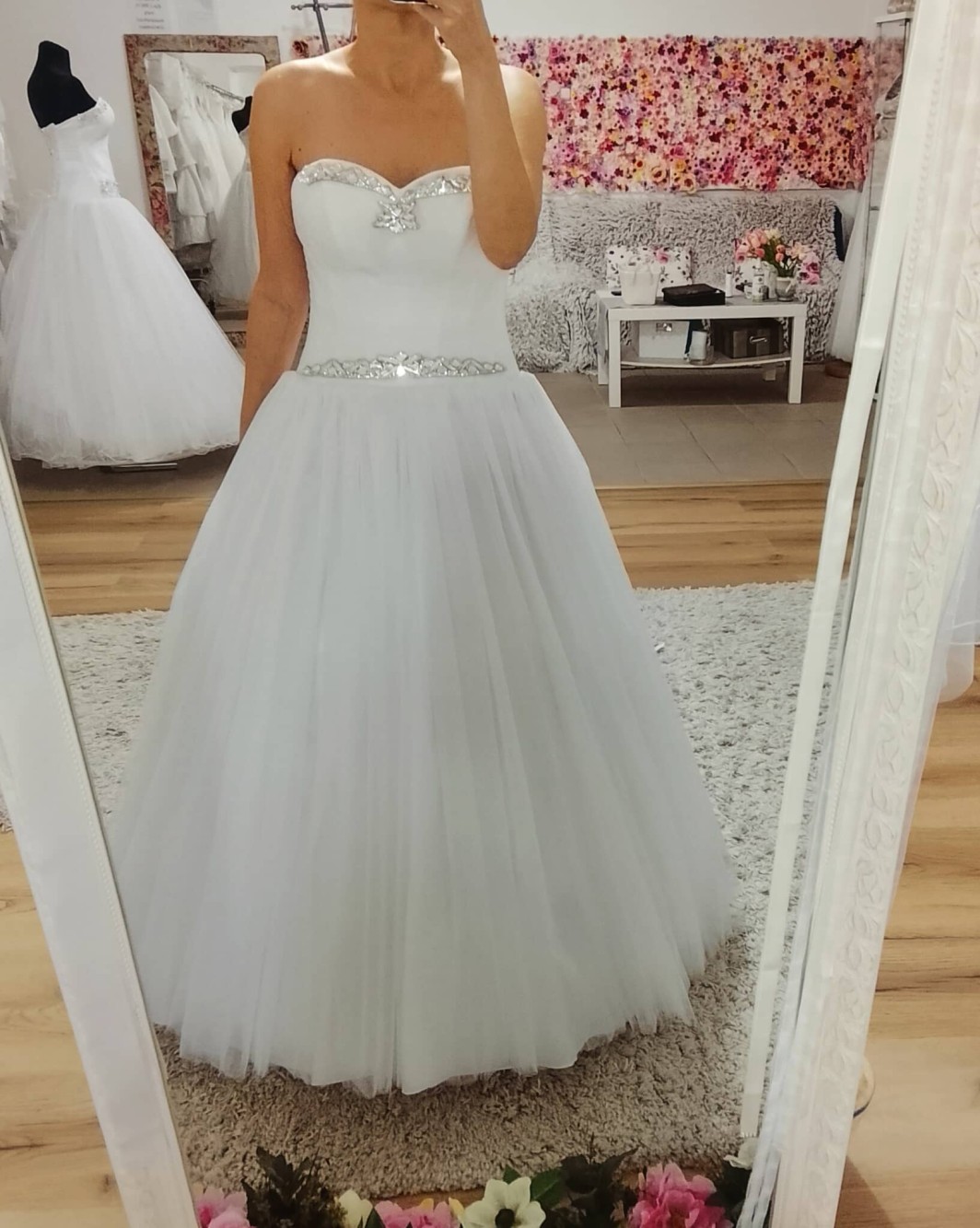 Pusztaszabolcs menyasszonyi ruha