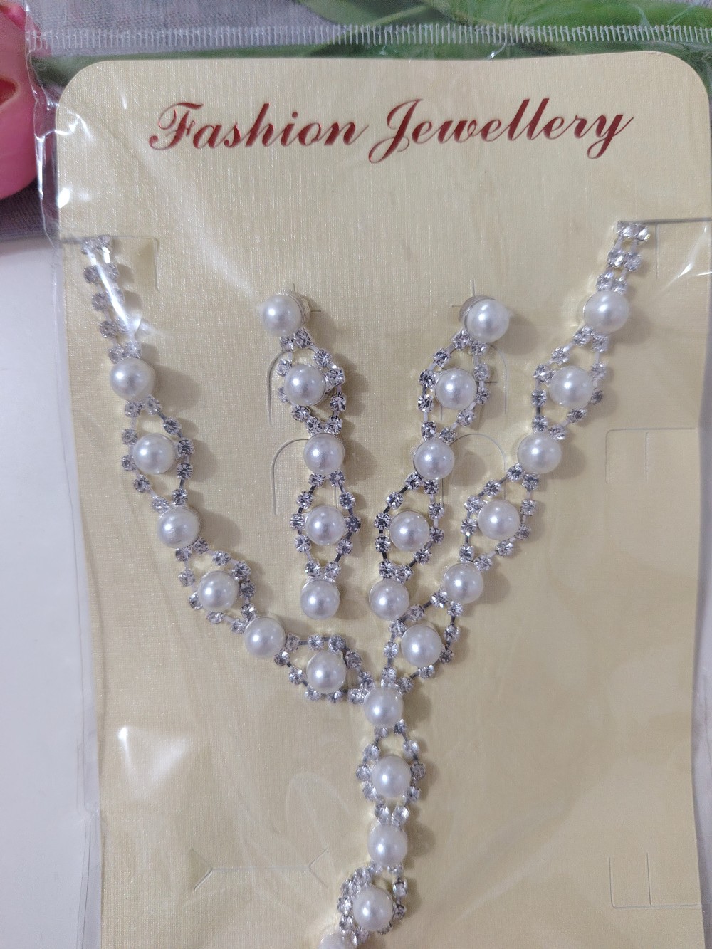 Noszvaj menyasszonyi ékszerszett 